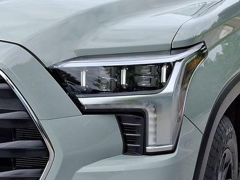 Used 2024 Toyota Sequoia Limited w/ TRD Off-Road Package AWD/4WD image 9