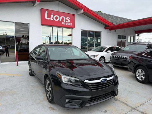 Used 2021 Subaru Legacy Premium image 3