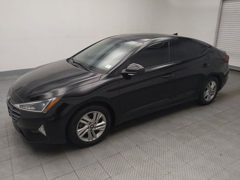 Used 2020 Hyundai Elantra Value Edition w/ Cargo Package (C1) FWD image 2