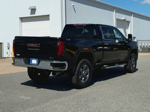 New 2026 GMC Sierra 2500 SLT w/ SLT Premium Package AWD/4WD image 8