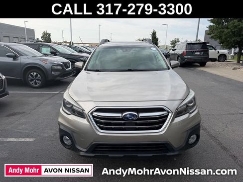 Used 2018 Subaru Outback 3.6R Limited AWD/4WD image 2