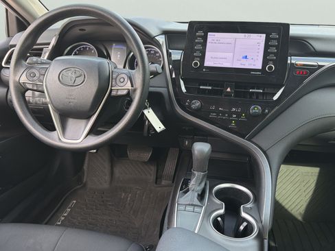Used 2023 Toyota Camry LE FWD image 9