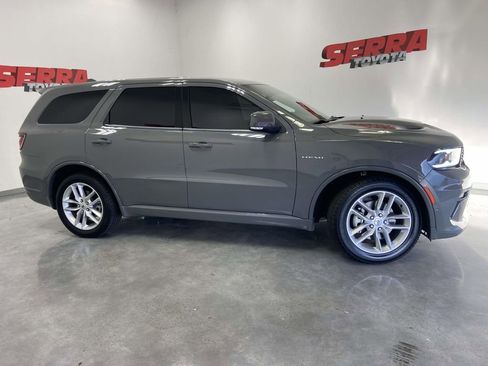 Used 2022 Dodge Durango R/T RWD image 2