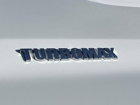 New 2026 Chevrolet Silverado 1500 Custom AWD/4WD image 8