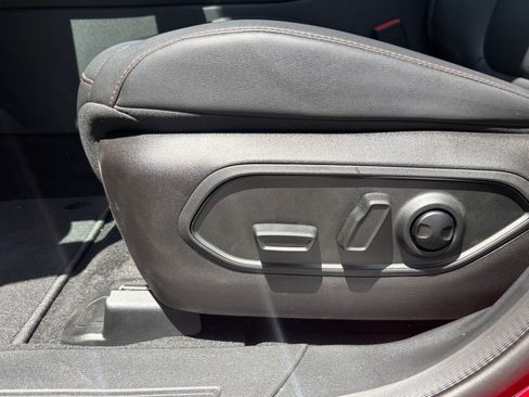 Used 2026 Jeep Cherokee Limited AWD/4WD image 26