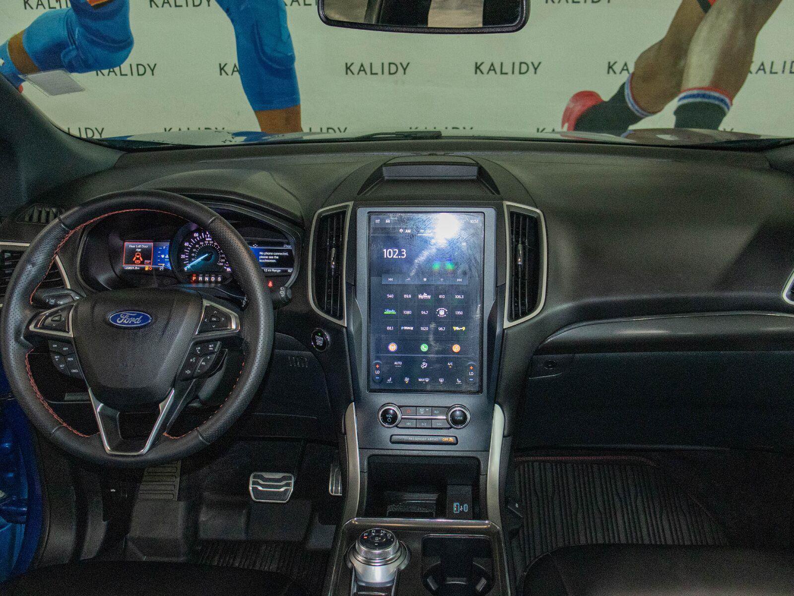 Used 2022 Ford Edge ST-Line AWD/4WD image 3
