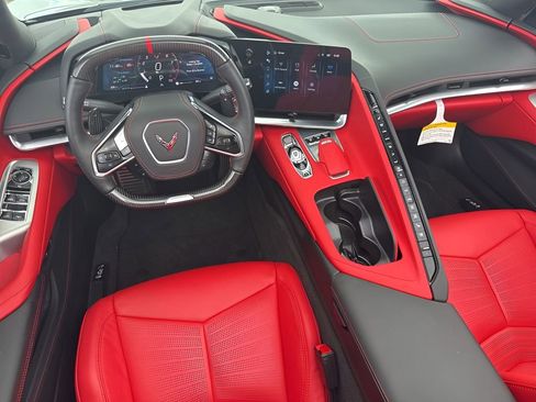 Used 2024 Chevrolet Corvette Z06 w/ Z07 Performance Package RWD image 26