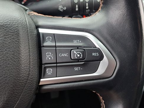 Used 2022 Jeep Compass Limited image 28