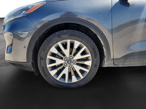 Used 2020 Ford Escape Titanium AWD/4WD image 9