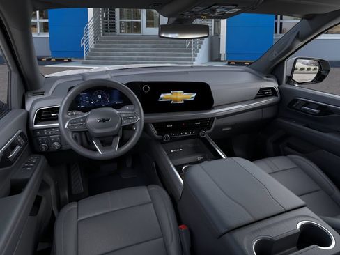New 2026 Chevrolet Suburban RST w/ Comfort Package AWD/4WD image 15