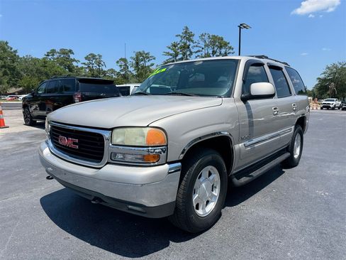 Used 2004 GMC Yukon SLT w/ 1SD Preferred Equipment Group AWD/4WD image 4