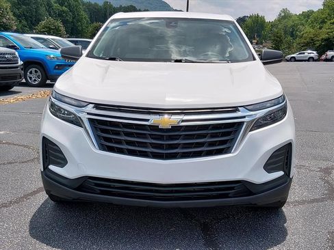 Used 2023 Chevrolet Equinox LS w/ LPO, Cargo Package FWD image 9