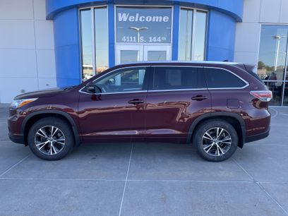 Used 2016 Toyota Highlander XLE
