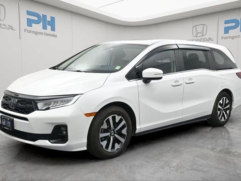 Certified 2025 Honda Odyssey EX-L image 1