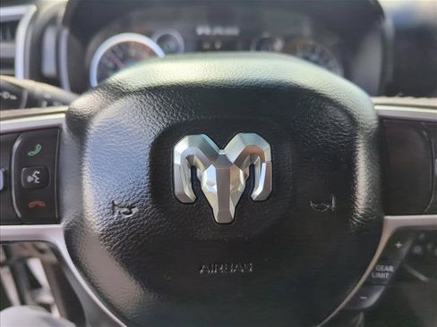 Used 2019 RAM 1500 Big Horn image 22