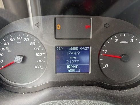 Used 2023 Mercedes-Benz Sprinter 2500 image 4