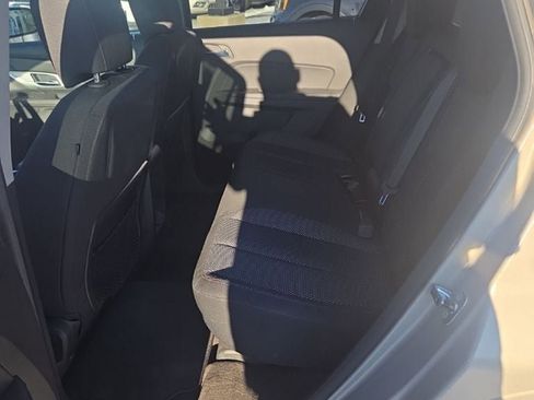 Used 2010 GMC Terrain SLE image 23