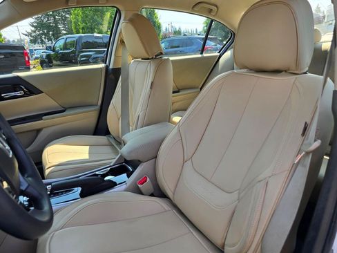 Used 2016 Honda Accord LX image 5