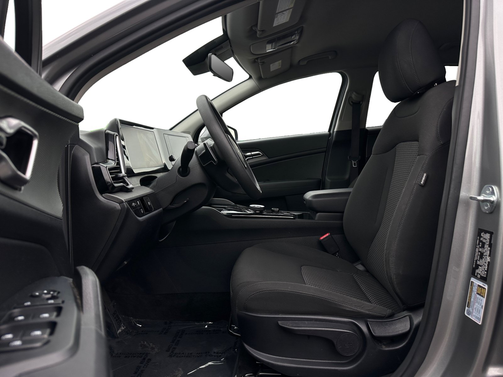 Used 2023 Kia Sportage LX FWD image 9