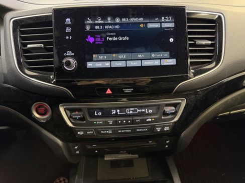 Used 2021 Honda Pilot Black Edition image 20