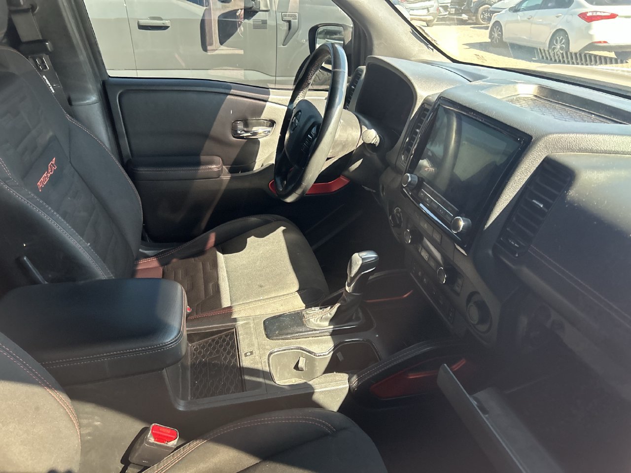 Used 2024 Nissan Frontier PRO-4X w/ Pro Convenience Package AWD/4WD image 8