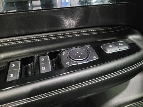 Used 2022 Lincoln Corsair AWD w/ Equipment Group 101A image 27