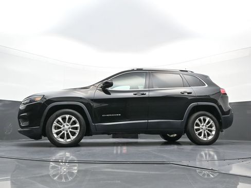 Used 2019 Jeep Cherokee Latitude w/ Popular Appearance Group image 23