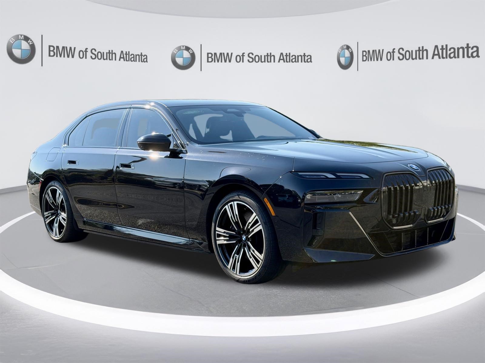 Certified 2024 BMW i7 eDrive50 w/ M Sport Package RWD image 28
