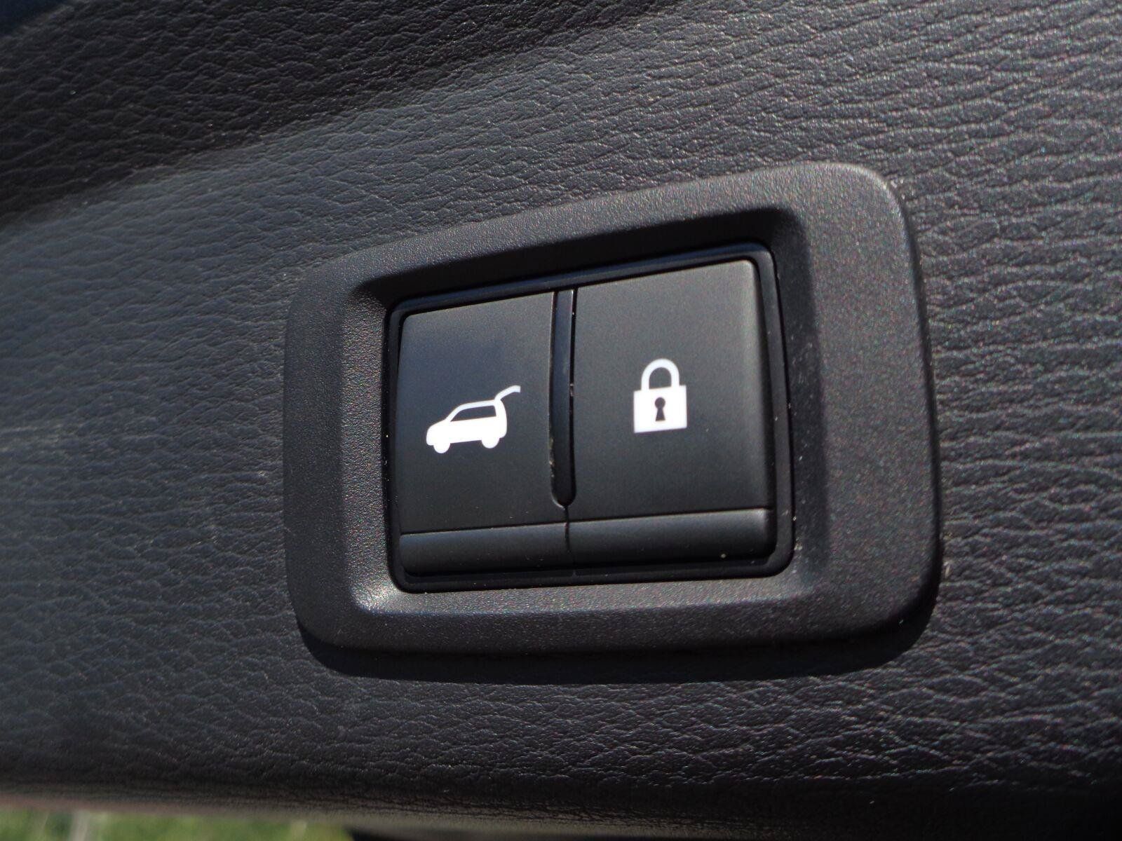Used 2024 Mitsubishi Outlander SE Black Edition AWD/4WD image 9