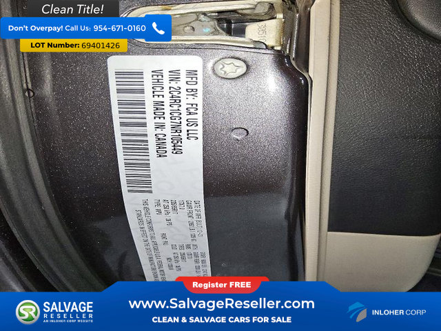 Used 2022 Chrysler Voyager LX FWD image 17