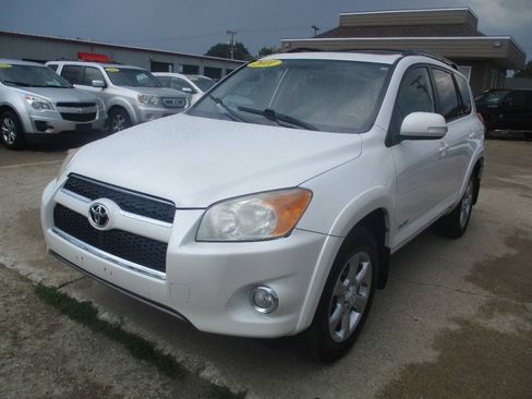 Used 2011 Toyota RAV4 Limited w/ Limited Extra Value Pkg AWD/4WD image 2