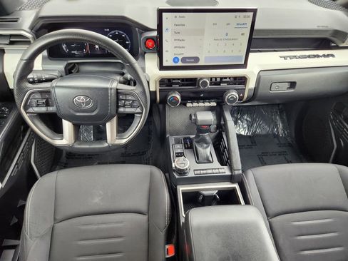 Used 2024 Toyota Tacoma TRD Off-Road image 16