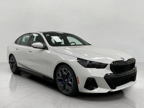 New 2026 BMW 550e xDrive w/ Executive Package AWD/4WD image 1