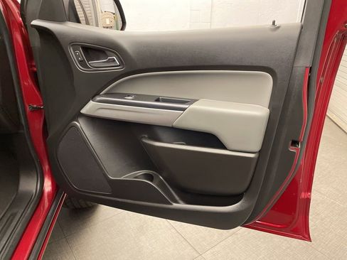 Used 2019 Chevrolet Colorado LT w/ LT Convenience Package AWD/4WD image 26