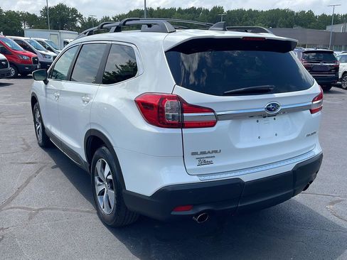 Used 2019 Subaru Ascent Premium AWD/4WD image 3