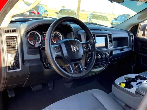 Used 2017 RAM 1500 Express image 18