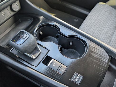 Used 2023 Nissan Rogue SV image 17