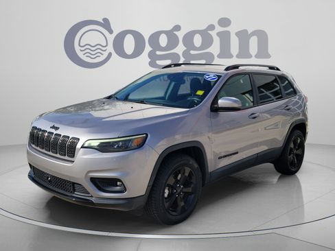 Used 2021 Jeep Cherokee Latitude Plus AWD/4WD image 1