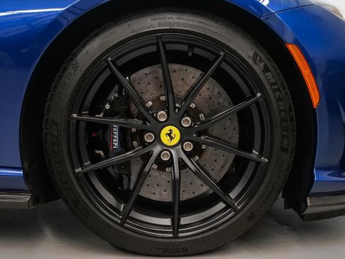 Certified 2021 Ferrari 812 GTS Base image 8