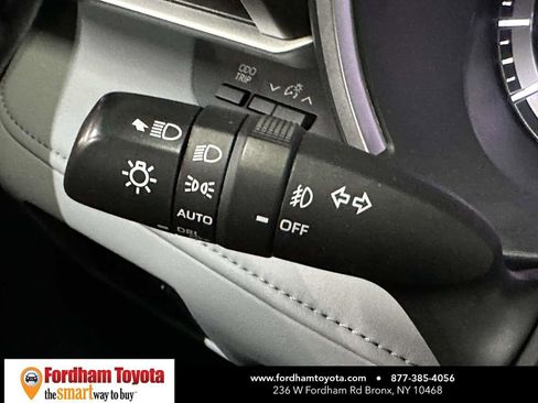 Used 2022 Toyota Highlander XLE image 33