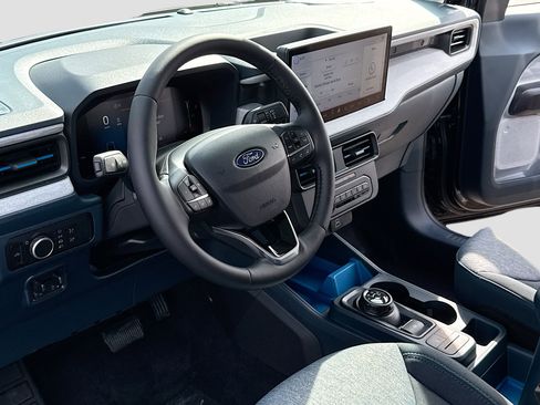 New 2026 Ford Maverick XLT image 4