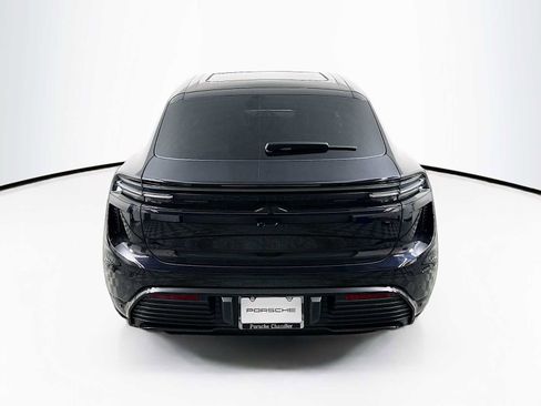 New 2025 Porsche Macan Turbo Electric image 10