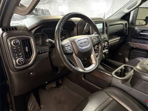 Used 2020 GMC Sierra 2500 Denali w/ Denali Ultimate Package image 8