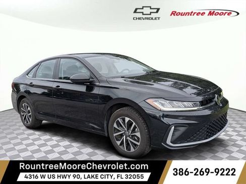 Used 2025 Volkswagen Jetta S FWD image 1