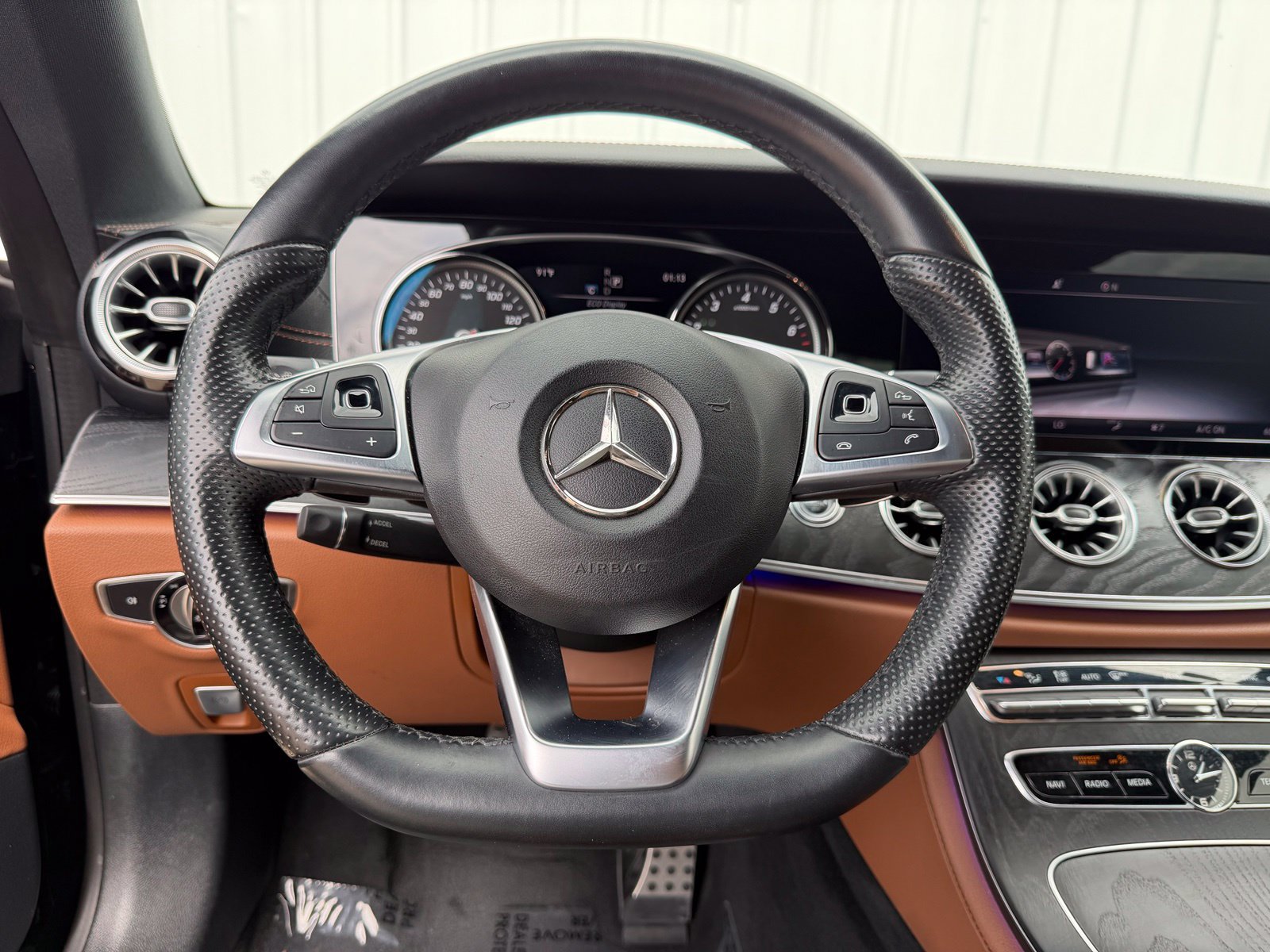 Used 2018 Mercedes-Benz E 400 Coupe image 14