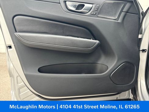 Certified 2023 Volvo XC60 B5 Ultimate w/ Climate Package AWD/4WD image 10
