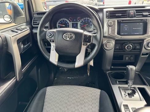 Used 2015 Toyota 4Runner SR5 image 12
