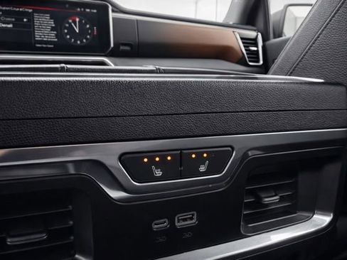 Used 2024 GMC Sierra 1500 Denali image 19