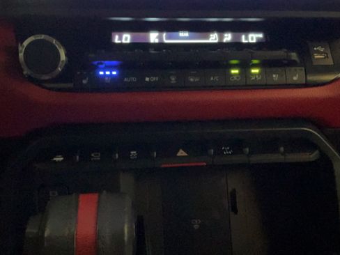 Used 2025 Toyota Sequoia TRD Pro AWD/4WD image 12