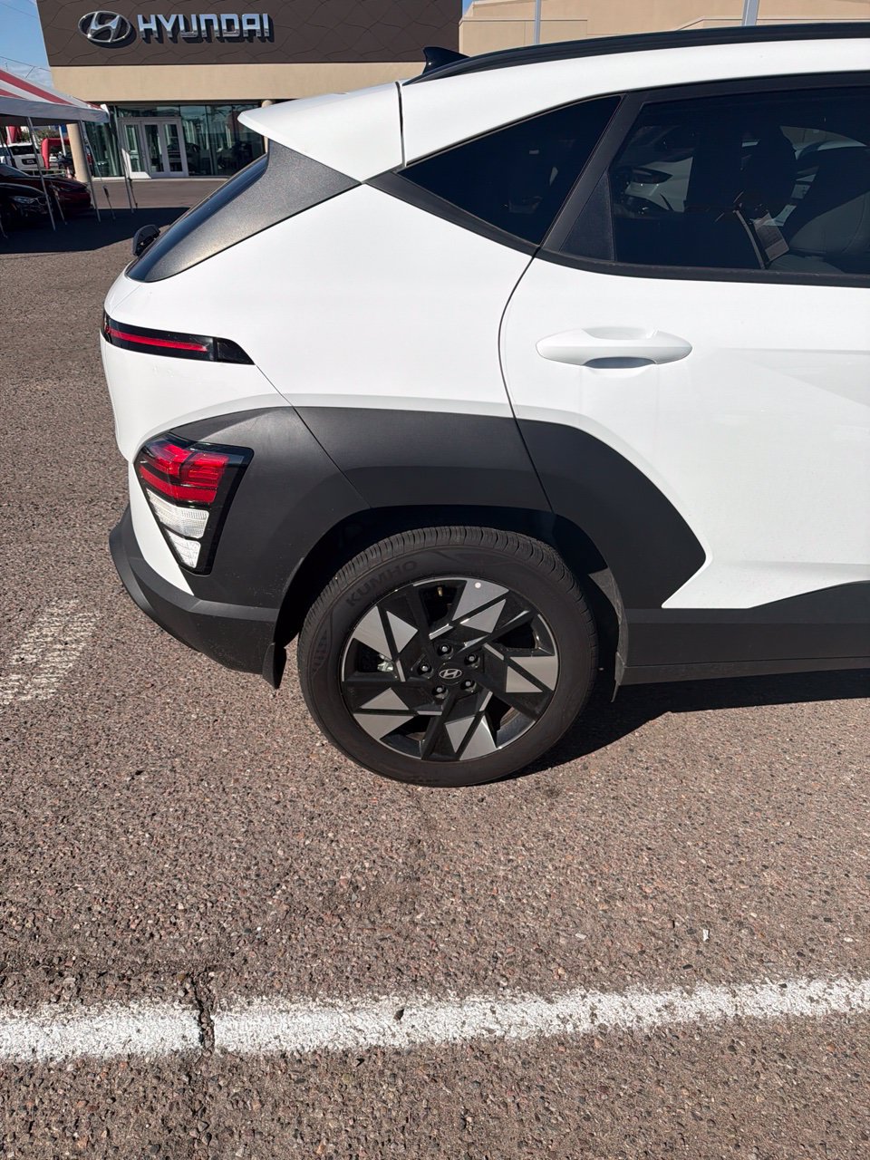 Used 2025 Hyundai Kona SEL FWD image 9